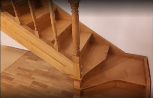 Archisio - Lavoro di Falegnameria Artigiana Linealegno Di Angeli Roberto - La falegnameria lavora il legno per fabbricare o riparare mobili e infissi Bisogna distinguere tra le tecniche tradizionali nelle quali si usano attrezzi manuali e la falegnameria moderna intes