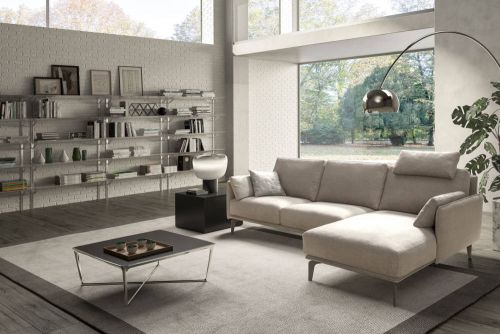 Archisio - Showroom di Expo Mobili Di Scocca F C Snc - Il nostro showroom nasce nel 1973 a campobasso in via alfieri 40 adiacente alla scuola media i Petrone zona residenziale vazzieriIl tempo galantuomo come sempre ci ha permesso di essere