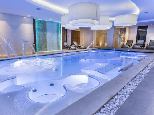 Archisio - Showroom di Vaschi Restyling - Vaschirestyling una giovane e dinamica realt del settore edile che opera nella provincia di rimini E formata da un team di professionisti che si occupano con grande perizia di pavimenti e riv