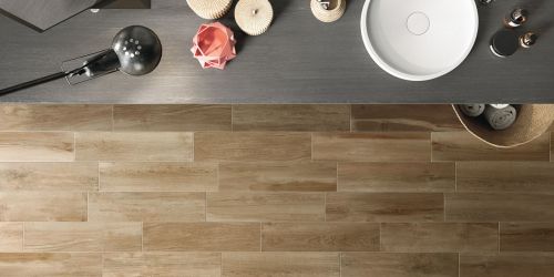 Archisio - Showroom di Ral Ceramiche Design srl - Chi siamoTutto iniziato con una mattonella e uno specchioLamore e la passione per il proprio lavoro si trasforma molte volte in un desiderioQualcosa di proprioCos il desid