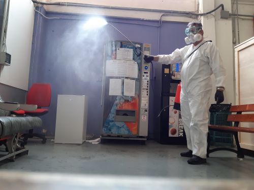 Archisio - Lavoro di Disinfestazioni Pest Company Di Luca Lorenzon - Ho iniziato ad avvicinarmi al mondo del pest control sin da bambino quando mio padre mi portava con se per insegnarmi a catturare le talpe a bonificare infestazioni di insetti striscianti a capire