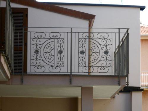 Archisio - Progetto di Studio Architettura Paola Geddo E Monica Facchetti - Siamo uno studio di architettura tutto al femminile e ci occupiamo di progettazione interior design ristrutturazioni restyling e ridistribuzione degli spazi interni ed esterni