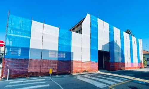 Archisio - Lavoro di Abdalla Ahmed - Siamo una squadra per montare e smontare ponteggio