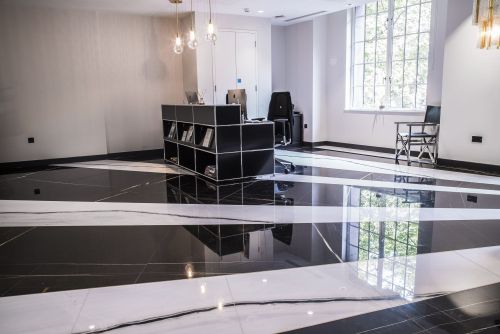 Archisio - Showroom di Giulia Mencaglia - Dieci anni di esperienza nel mondo dellinterior design a londra nel regno unito Specializzata in marmi pietra naturale terrazzi e ceramiche Disponibile anche per lo staging della casa per rive