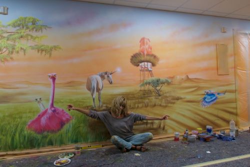 Archisio - Lavoro di Elena Lisa Colombo - Elena colombo si diploma presso laccademia di brera con 110 e lode nel corso di decorazione Dal 94 lavora in italia e allestero come decoratrice per committenze private architetti e locali pubb