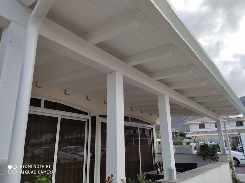 Archisio - Lavoro di Mancuso Legnami - Costruzioni tetti tettoie pergolati pergotendePorticati gazebi pensiline e casette in legno