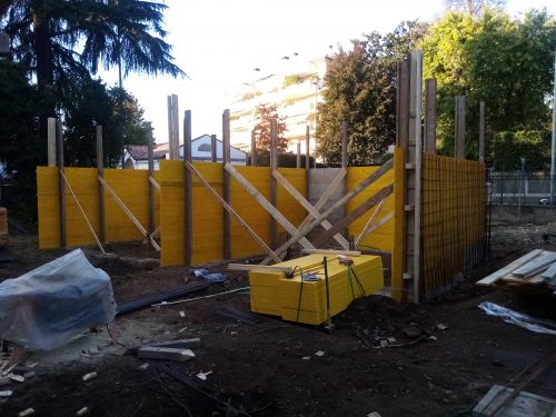 Archisio - Lavoro di Ristrutturazioni E Manutenzioni Edili - Mi occupo di costruzioni e ristrutturazioni civili e industrialiEseguo i seguenti lavoriRistrutturazioni complete di appartamenti- rifacimento bagni e cucine- lavori in cartongesso- posa paviment