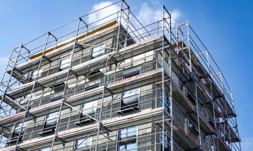 Archisio - Lavoro di Achi Ponteggi - Achi ponteggi si evoluta diventando un fornitore affidabile e specializzato in servizi di ponteggio e casseforme Il nostro team di professionisti immensamente orgoglioso di costruire una solida