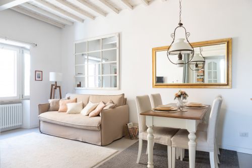 Archisio - Lavoro di Sofia Podest Fotografia - Dopo la laurea in storia dellarte ho capito che non volevo diventare una critica darte ma cheInvece volevo dedicarmi a creare qualcosa di bello attraverso la fotografia come tutte le cose c