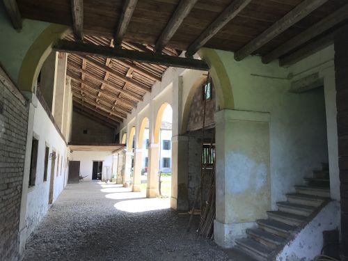 Archisio - Progetto di Federico Calore - Artworkit di federico calore architetto - progettazione architettonica - restauro antico e moderno - coordinatore per la sicurezza - design di interni e industriale - comunicazione visiva - fotografi