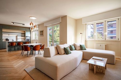 Archisio - Progetto di Gianluca Chiocca Design - Interior design architectureResidential hospitality commercial retailProduct design Lighting furniture objets dart textiles rugs wallcovering tiles stoneBranding