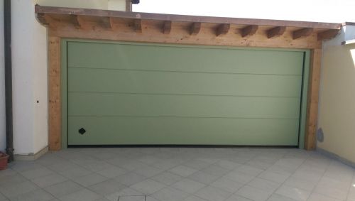 Archisio - Porte Porte srl - Progetto Portoni per il garage
