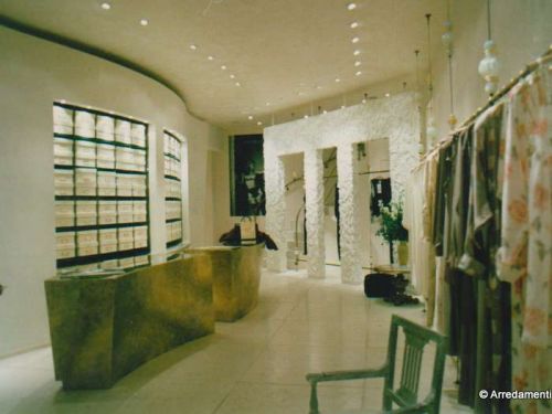 Archisio - Arredamenti S31 Di Salviato Nicola - Progetto Arredo su misura di negozi