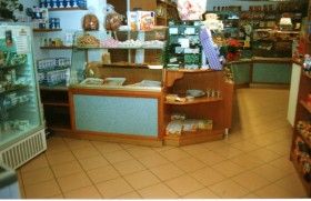 Archisio - Falegnameria Odino Egidio - Progetto Esercizi commerciali