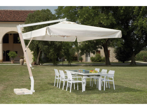 Archisio - Tende Nico Design - Progetto Progetti ombrelloni a braccio laterale