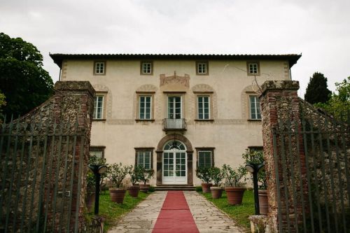 Archisio - Beatrice Moricci Fotografa - Progetto Fotografo matrimonio a lucca villa buonvisi