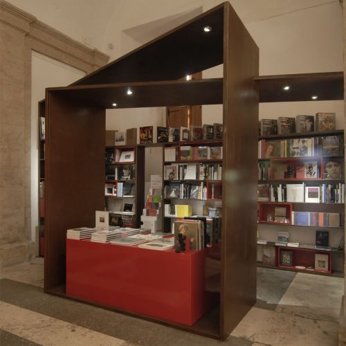Archisio - Bicuadro - Progetto Bookshop electa accademia di francia villa medici
