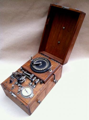 Archisio - Fausto Gazzi Atelier Darte - Progetto Balzarini quack electrizer