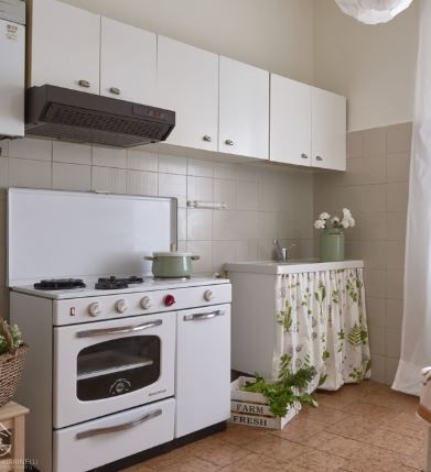 Archisio - Valentina Guarinelli - Progetto Home staging di un piccolo bilocale da riscaldare