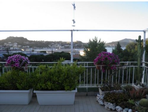 Archisio - Daniela Puglia - Progetto Panorama unico un terrazzo da fiabacon vista castello