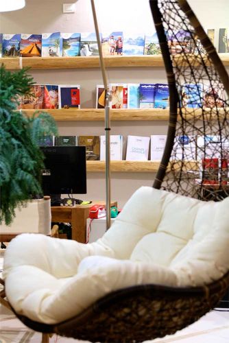 Archisio - Studio Ferretti - Progetto Agenzia viaggi valenza