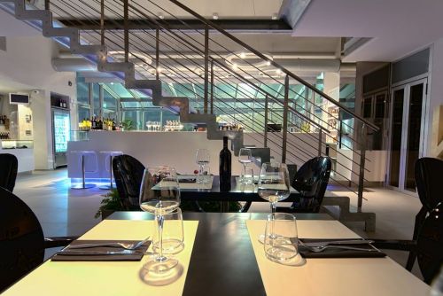 Archisio - Architectural Make Up - Progetto Strike restaurant