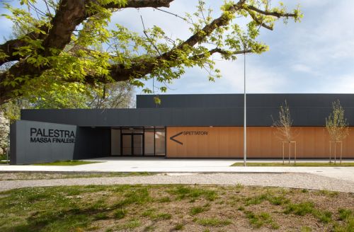 Archisio - Didon Comacchio Architects - Progetto Palestra scolastica temporanea