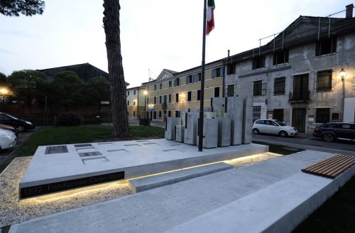 Archisio - Didon Comacchio Architects - Progetto Monumento alpini