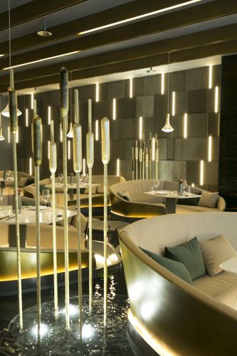 Archisio - Forme Dacqua - Progetto Fontane da interno - ristorante amy sushi