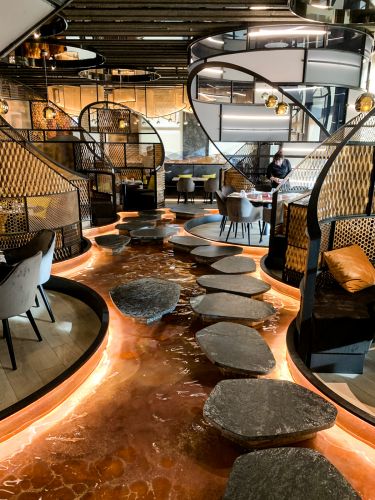 Archisio - Forme Dacqua - Progetto Fontane da interno - ristorante amy sushi reggio emilia