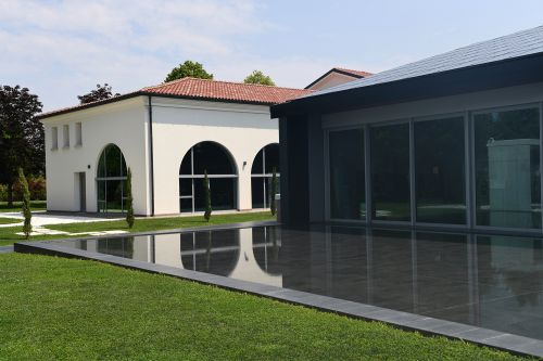 Archisio - Forme Dacqua - Progetto Fontana reflecting - arneg spa