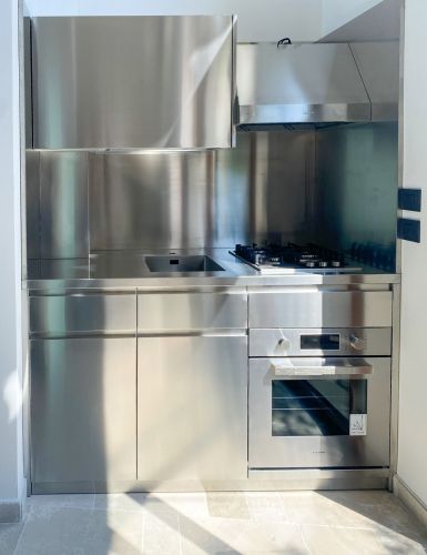 Archisio - Ideakasa Srl - Progetto La cucina di acciaio