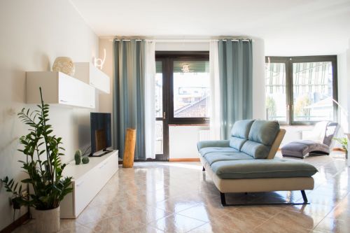 Archisio - Chiara Colucci - Progetto Geometrie e luce il relooking di una zona giorno contemporanea