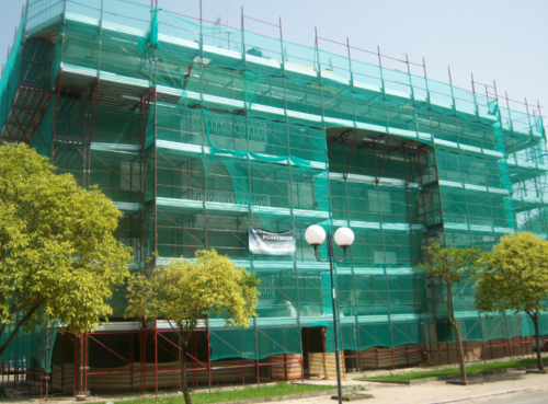 Archisio - Lavoro di Gruppo Formisano - Limpresa del geom formisano opera nel settore delledilizia con il preciso impegno di offrire soluzioni allavanguardia ai pi diversi problemi abitativi La nostra clientela pu contare su una r