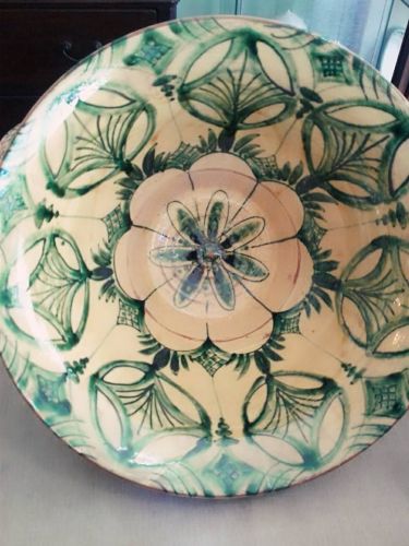 Archisio - Lavoro di Creazioni In Ceramica Di Agostino Branca - Nato nel salento nel 1959 il maestro agostino branca si ispira alla realt artigianale della ceramica e la interpreta in chiave innovativa opera da anni nel campo della ceramica tradizionale e art