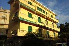 Archisio - Lavoro di Impresa Edile Giupponi srl - Limpresa edile giupponi srl nasce nel 2010 I soci sono due fratelli che nel 1989 iniziano la loro avventura edile presso limpresa individuale del padre