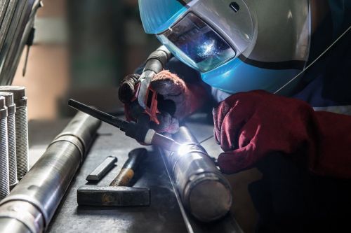 Archisio - Lavoro di Metal Taccogna - Siamo unazienda specializzata in carpenterie metalliche attivi presso il comune di bitonto e dintorni