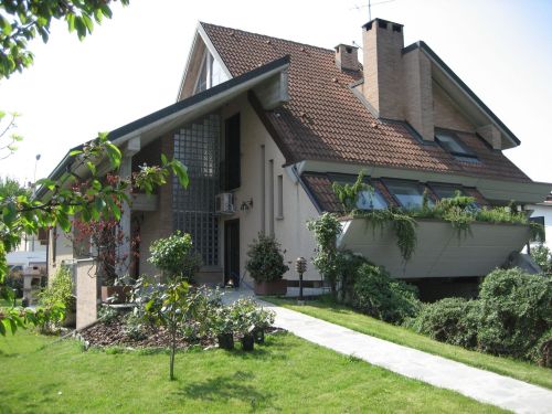 Archisio - Progetto di Monica Alfano - Sono un architetto che ama il suo lavoroMi occupo di ristrutturazioni nuove costruzioni sicurezza catasto e certificazioni energetiche