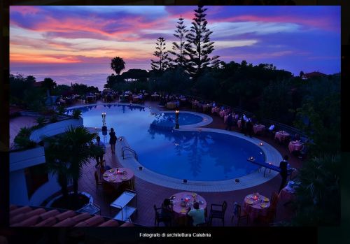 Archisio - Lavoro di Marco Carloni Fotografia - Fotografo milano pubblicita architettura eventi still life ritratti in studioStudio fotografico proprio