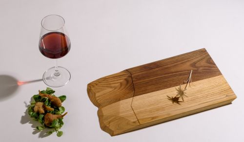 Archisio - Lavoro di Alperubra - Manifattura 40Uninnovativa linea di prodotti realizzata esclusivamente in rovere e castagno di antiche botti del vino Alperubra stata creata estraendo da google maps i dati del suolo valtell