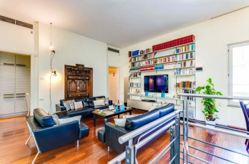 Archisio - Lavoro di Mario Navarra - Impresa nel settore termoidraulico